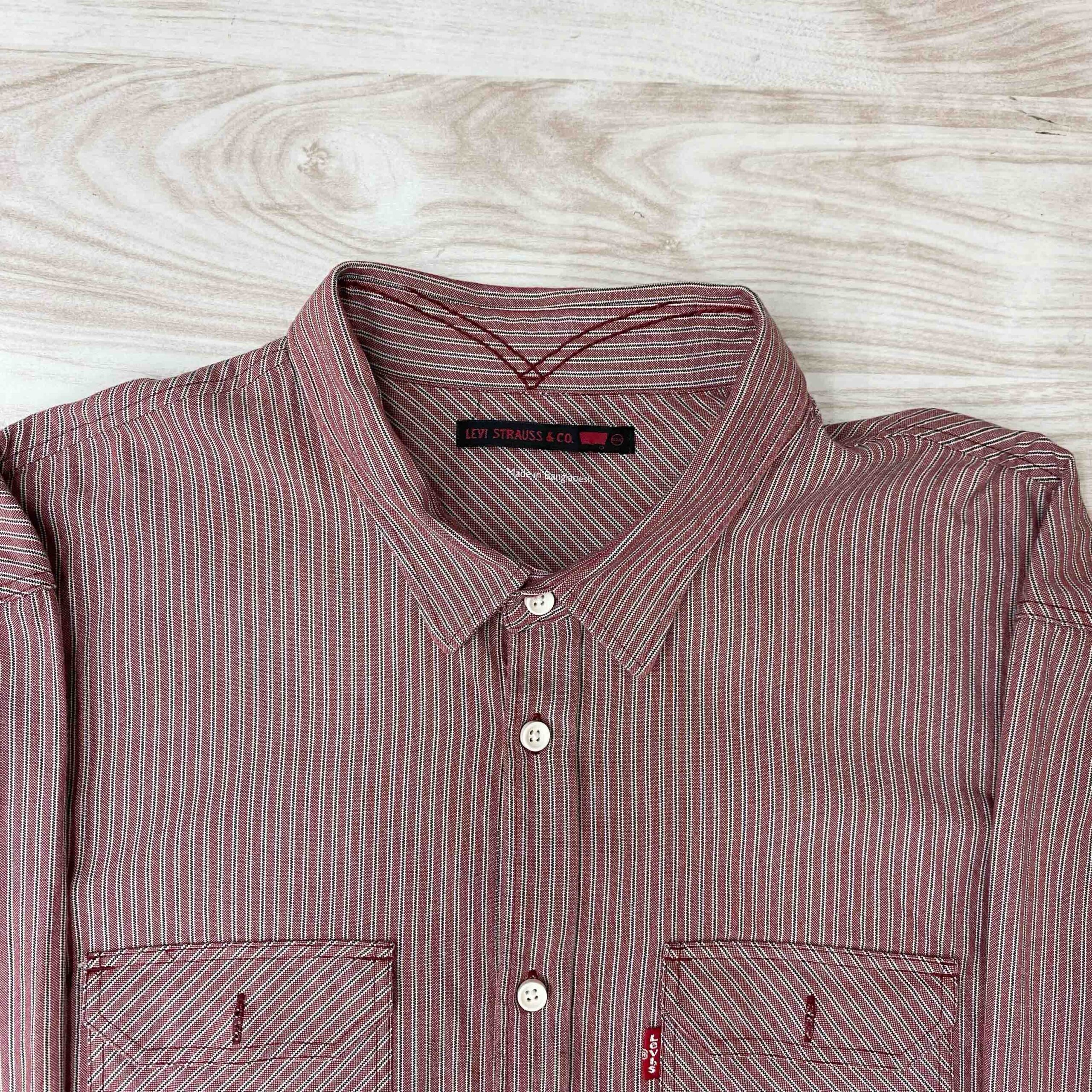 【LEVI STRAUSS&CO.】長袖シャツ 赤 サイズ表記なし - 画像 (3)